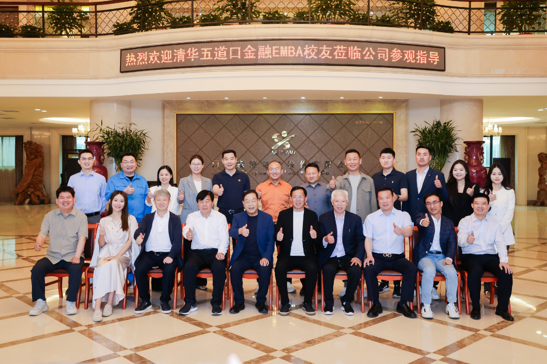 Hoạt động tham quan doanh nghiệp của Hiệp hội Cựu sinh viên EMBA Thanh Hoa Five-Track tại Hà Nam đến thăm Cô